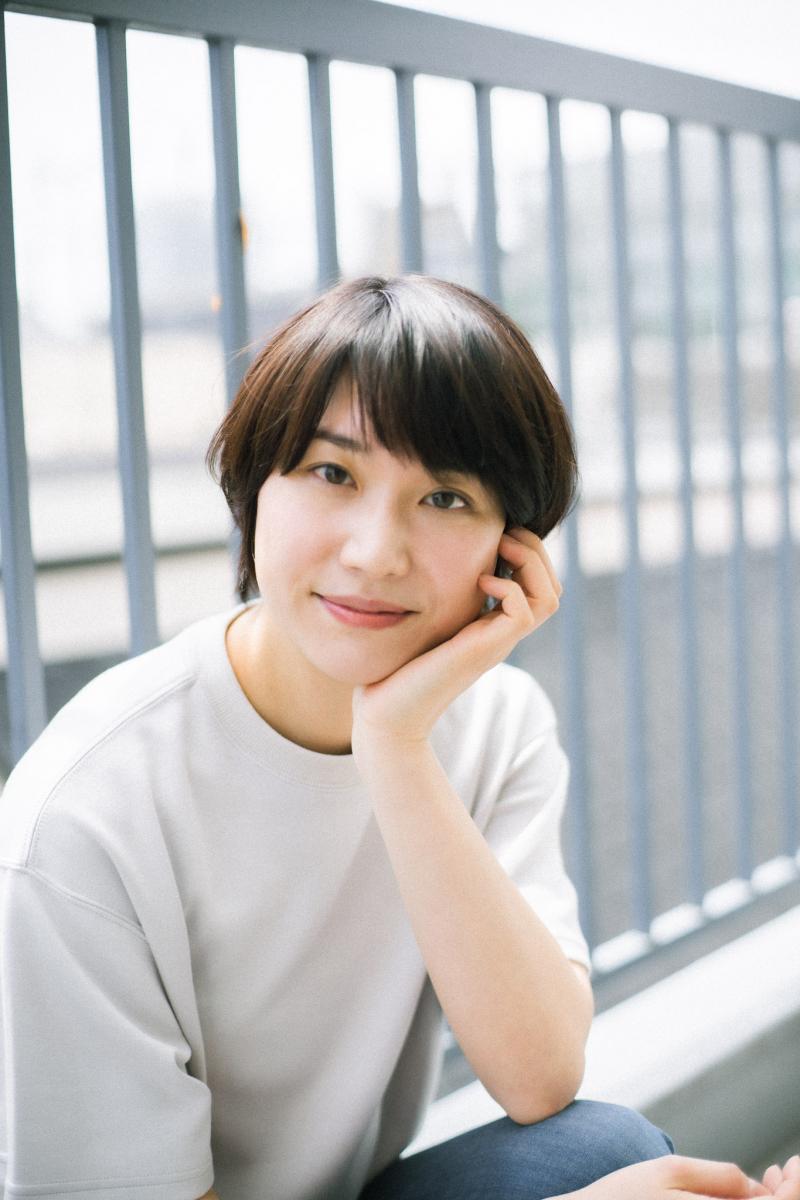長内映里香